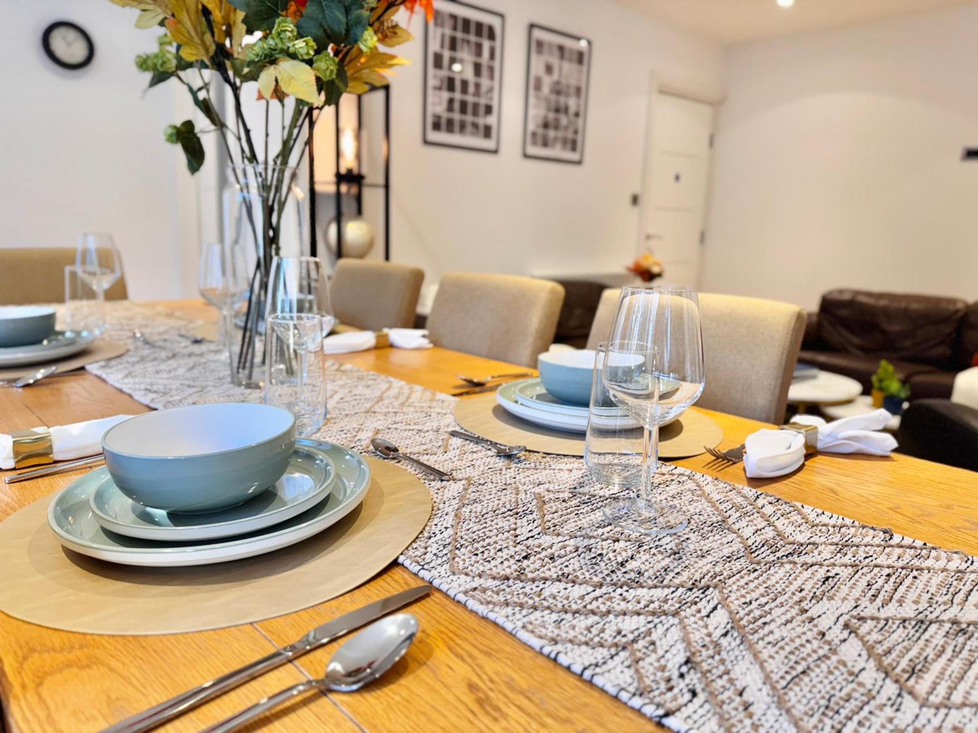 En-Suites With Free Parking 30Min To Central Лондон Екстериор снимка